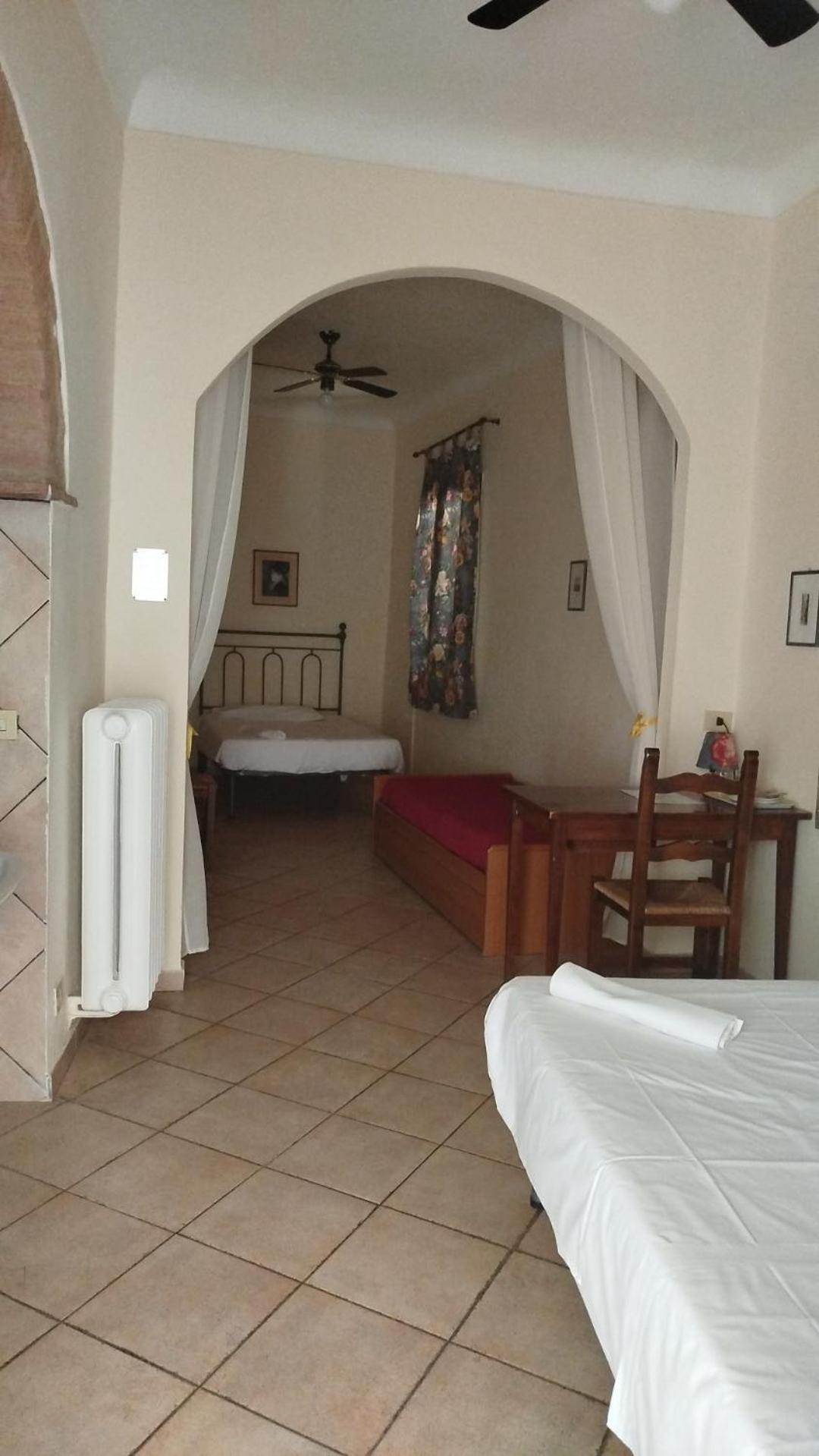 Albergo Bernini Siena Esterno foto